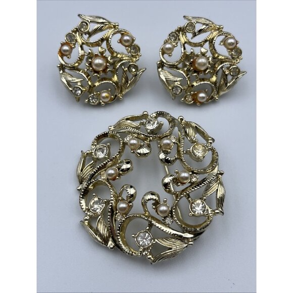 Vintage Sarah Coventry Brooch & Clip Earring Set Vines Rhinestones & Faux Pearls - Picture 1 of 6